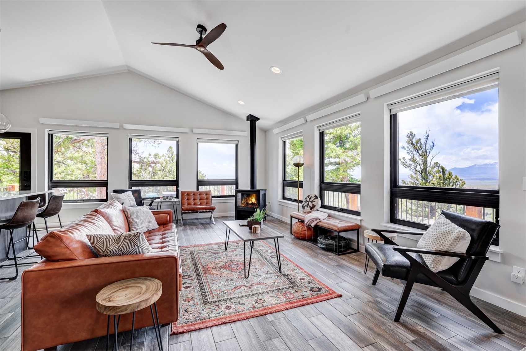 1565 Middle Fork Vista