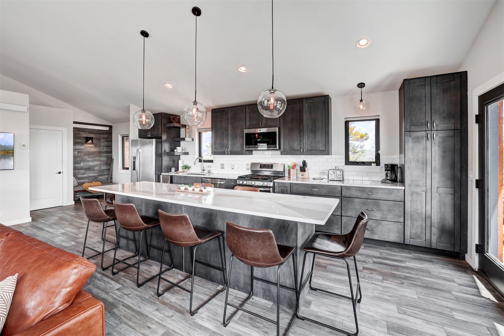 1565 Middle Fork Vista