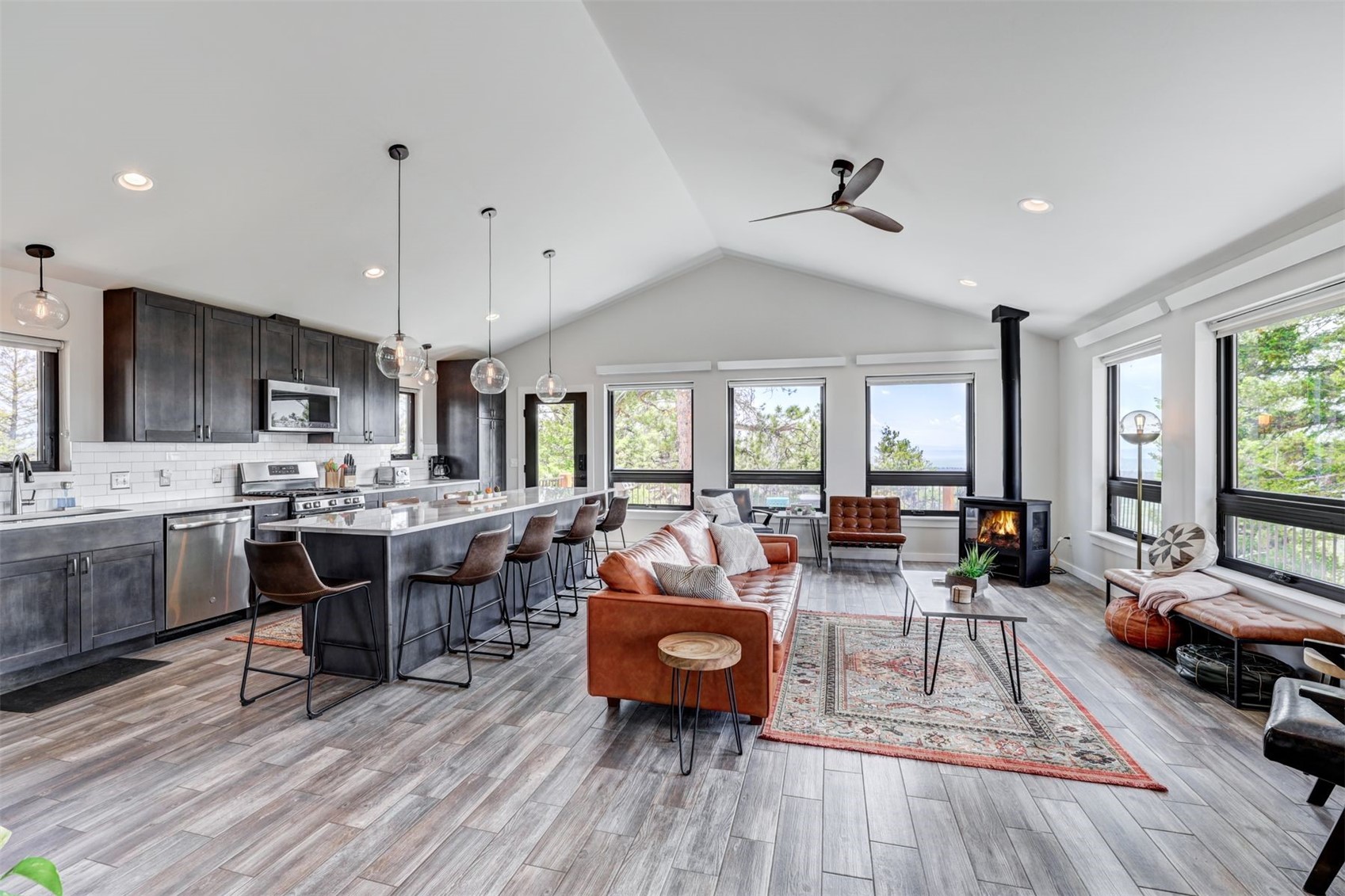 1565 Middle Fork Vista
