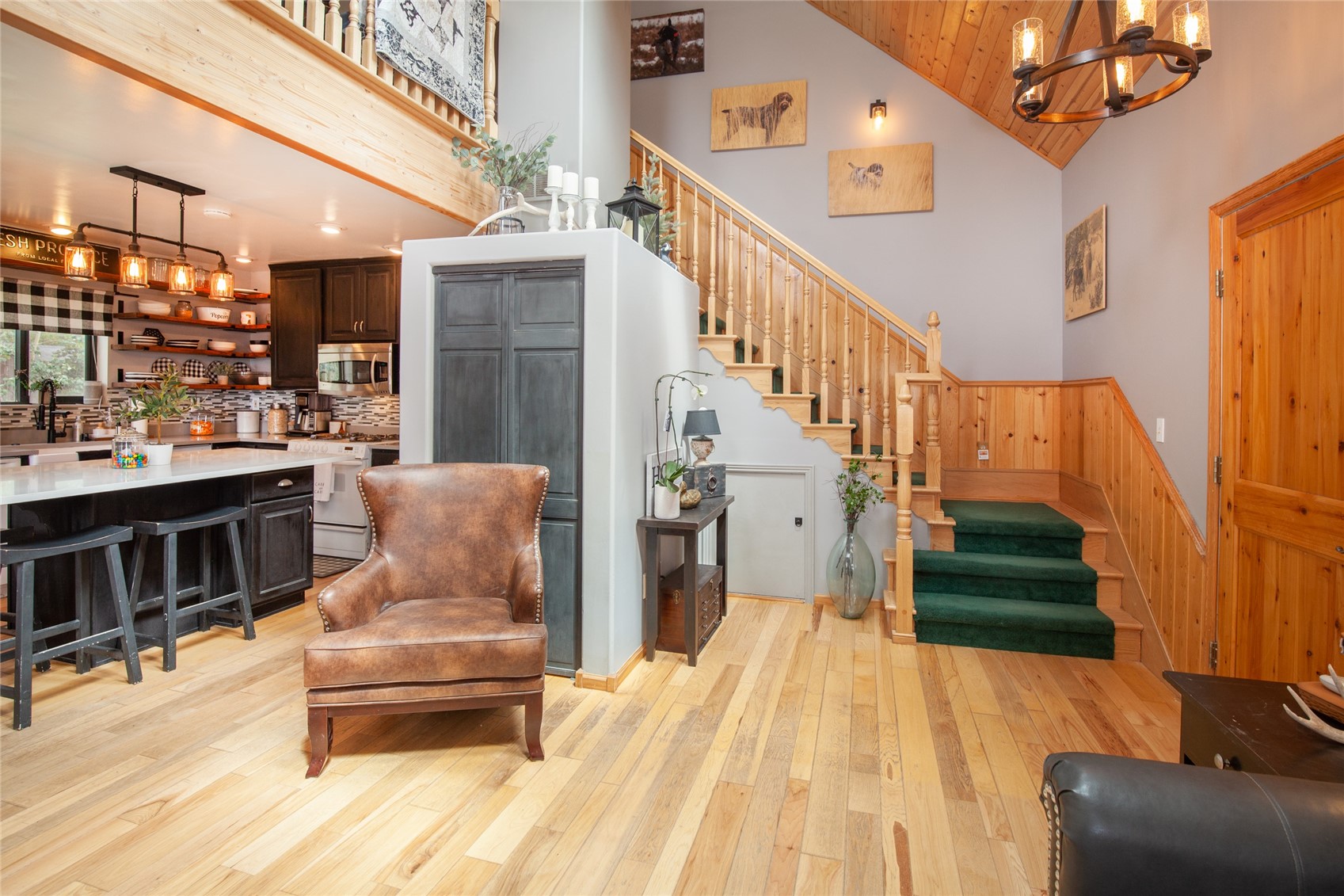 42 Clover COURT