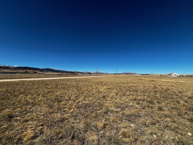 645 Kokanee ROAD
