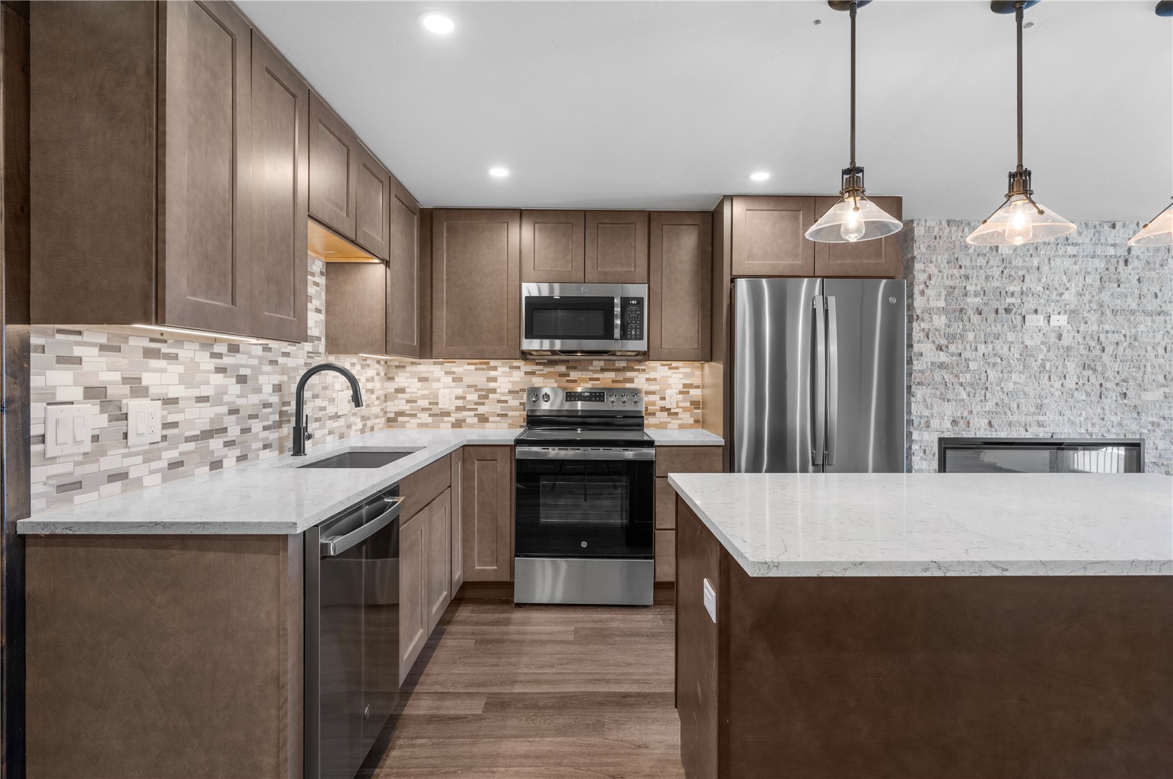 147 Illinois Gulch ROAD 4