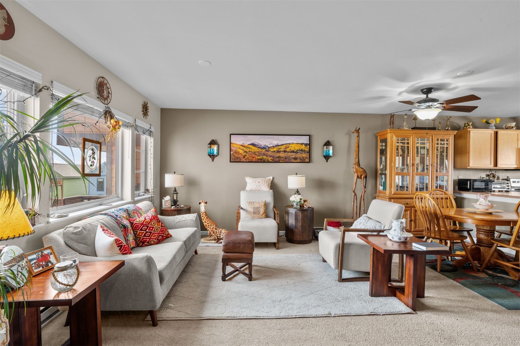 383 8th STREET 8
