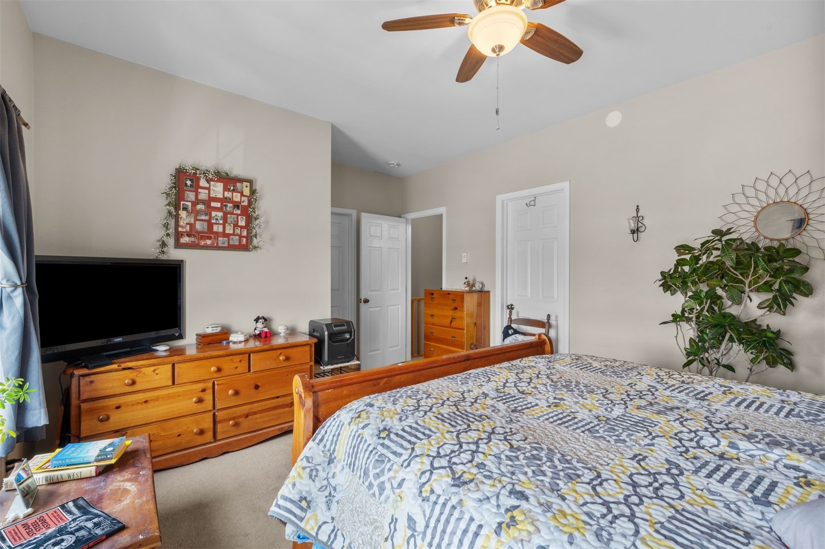 383 8th STREET 8