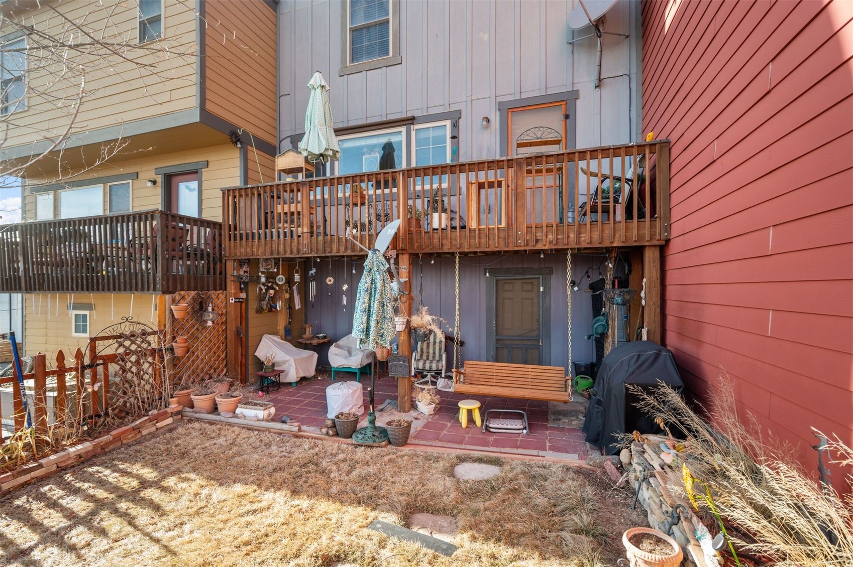 383 8th STREET 8