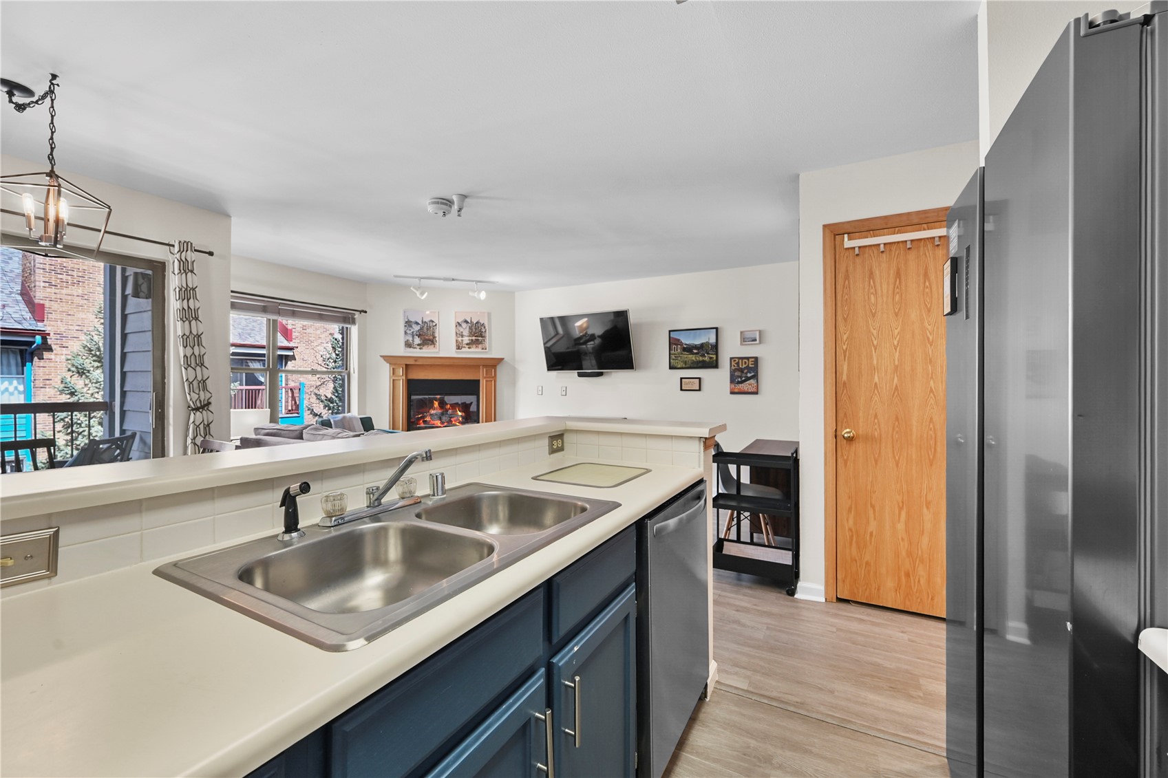 100 S Park AVENUE E312