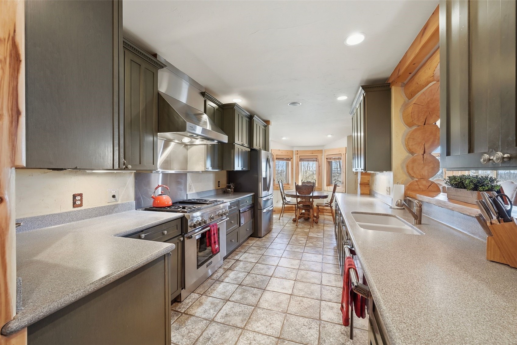 252 Iron Mountain ROAD