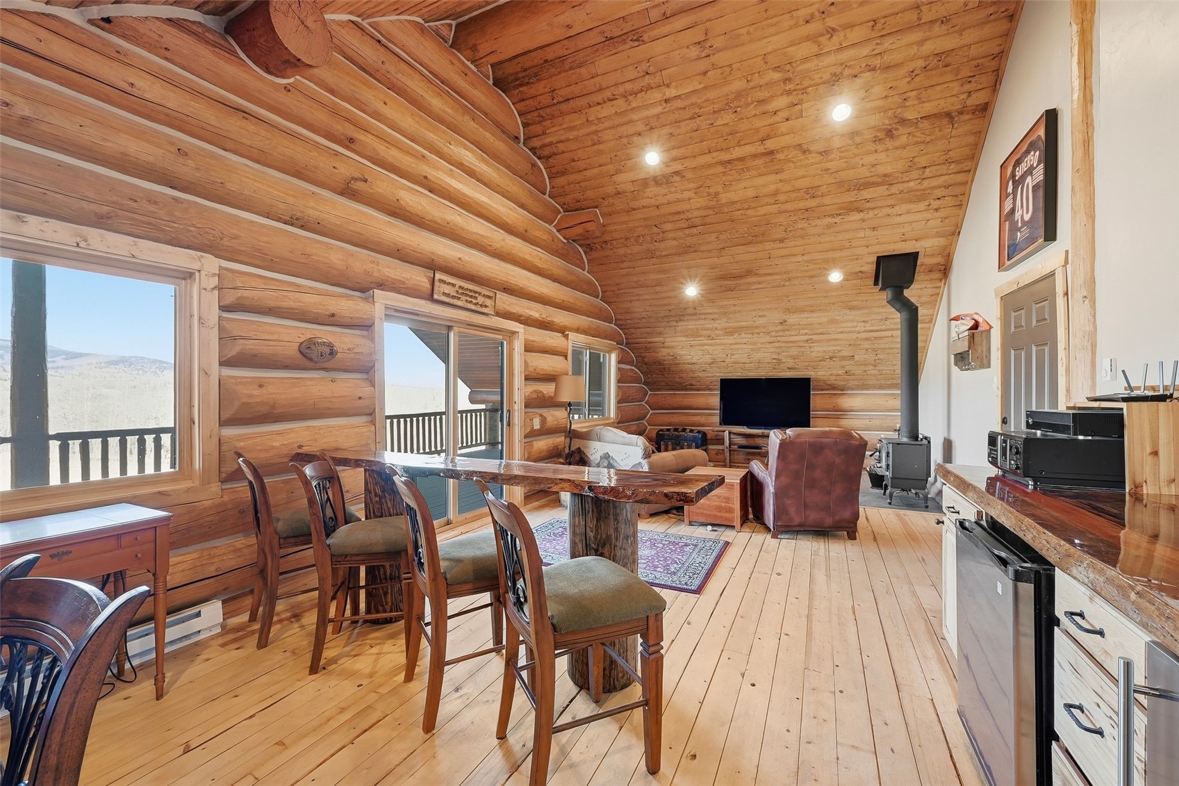 252 Iron Mountain ROAD