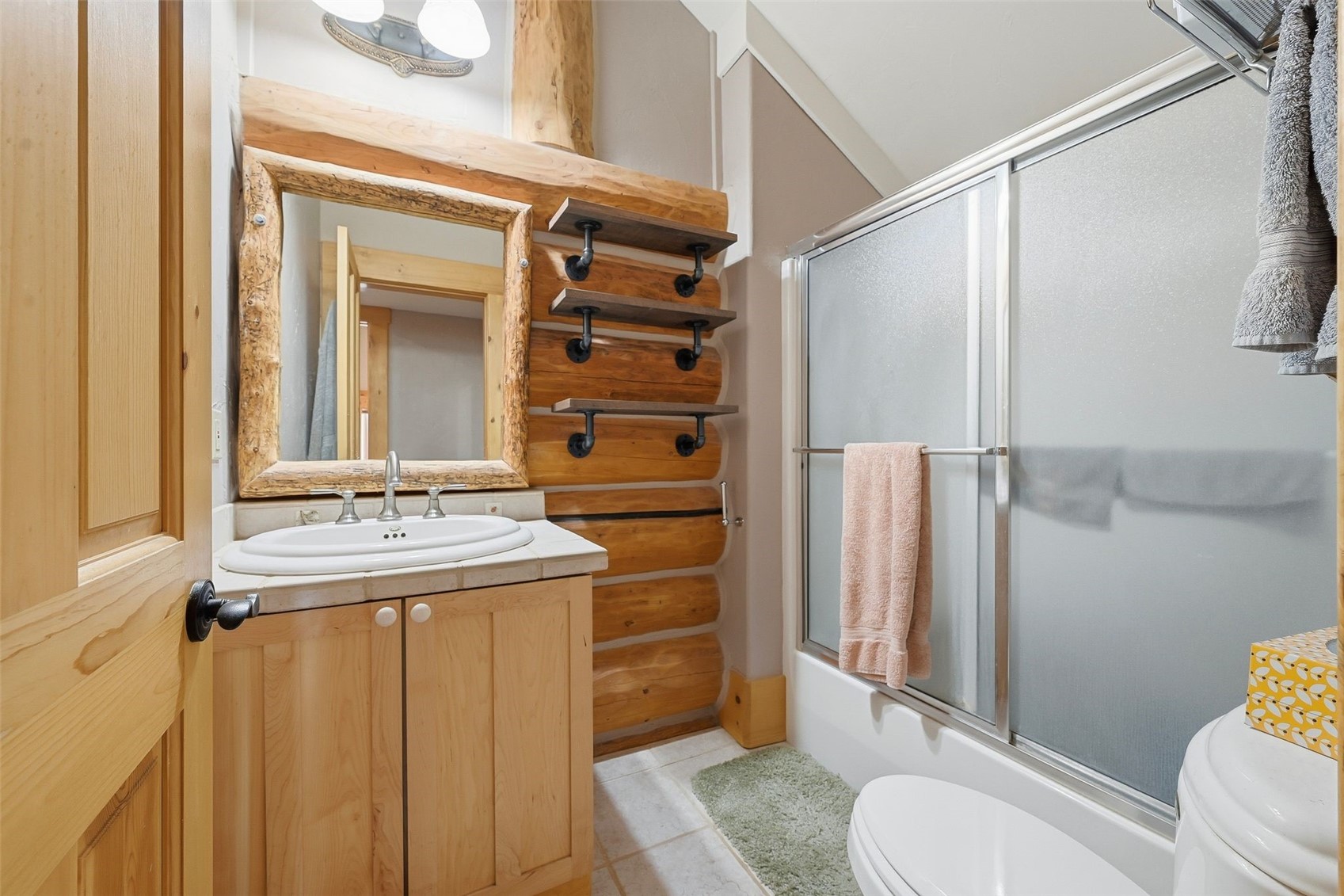 252 Iron Mountain ROAD