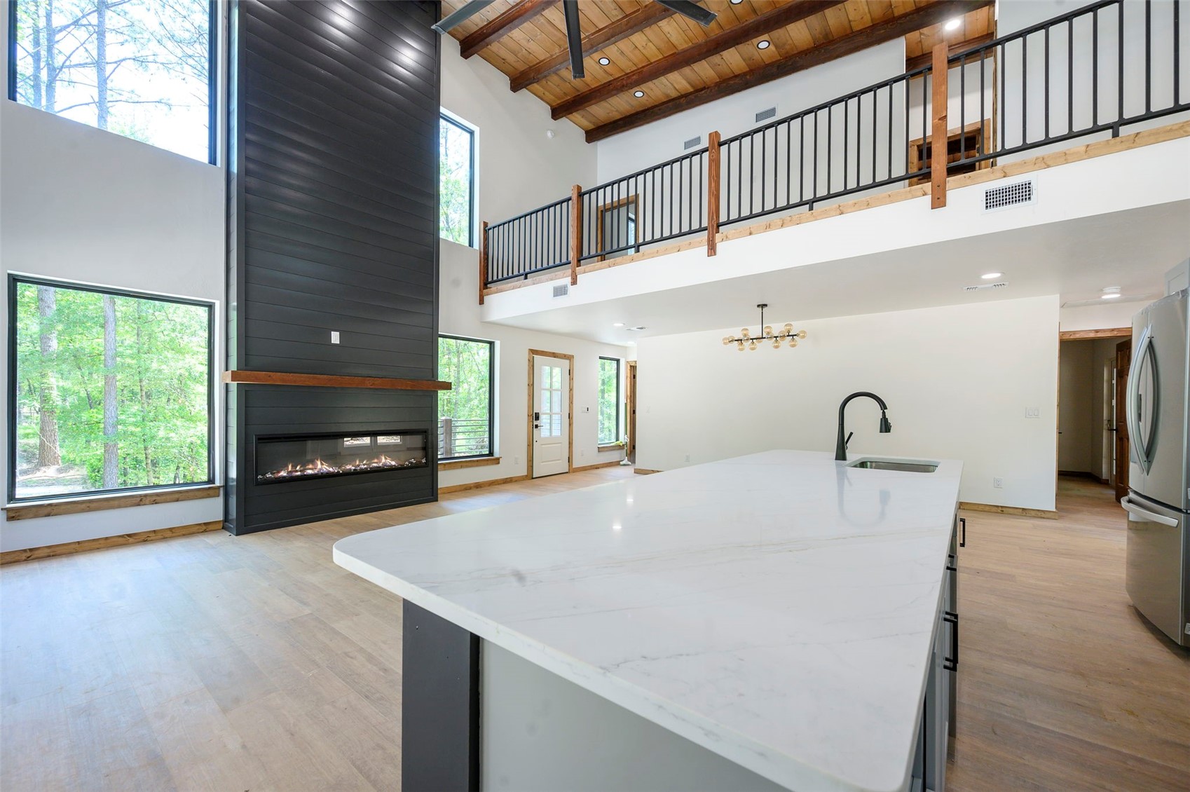 3557 Redhill ROAD