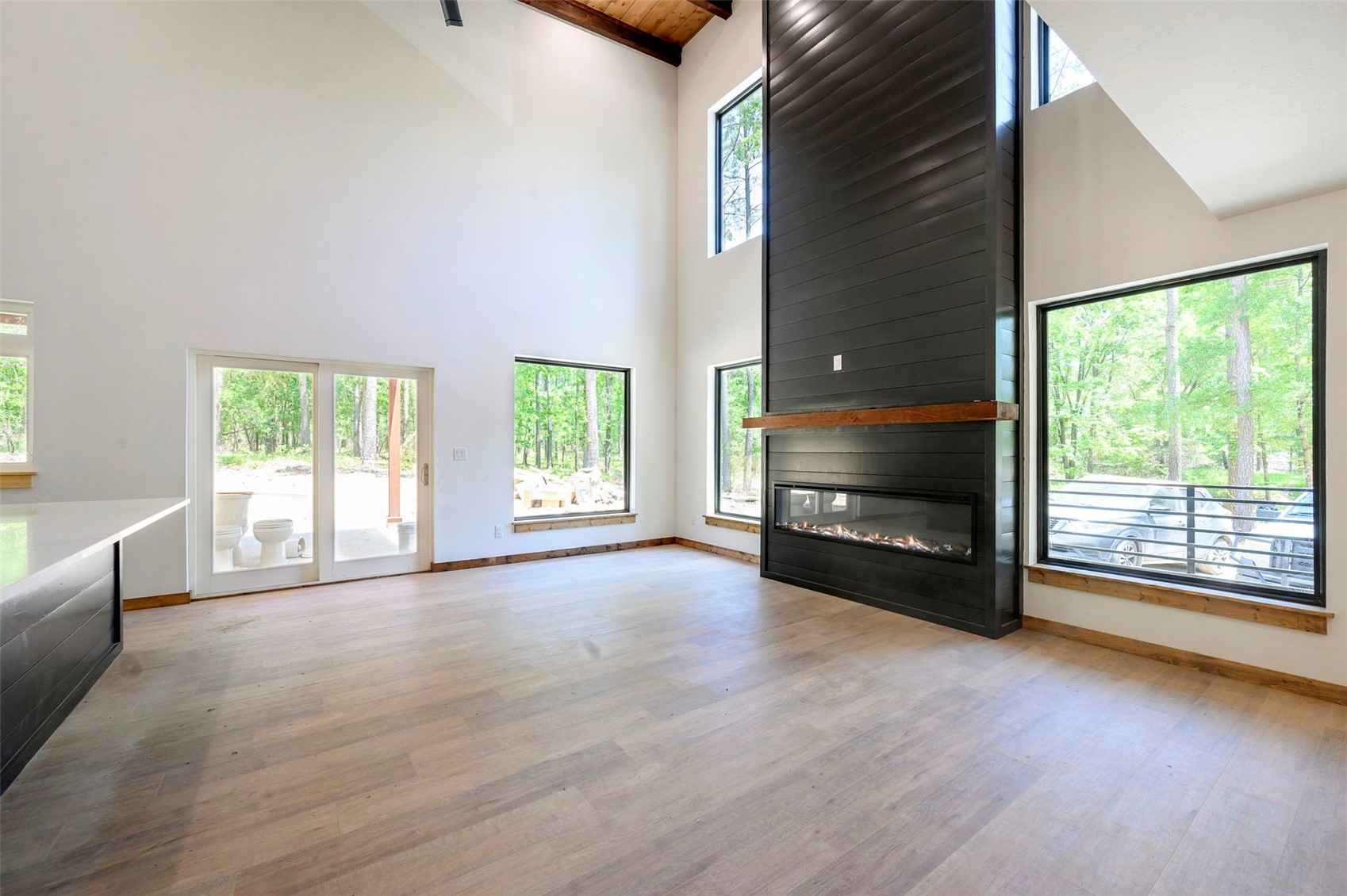 3557 Redhill ROAD