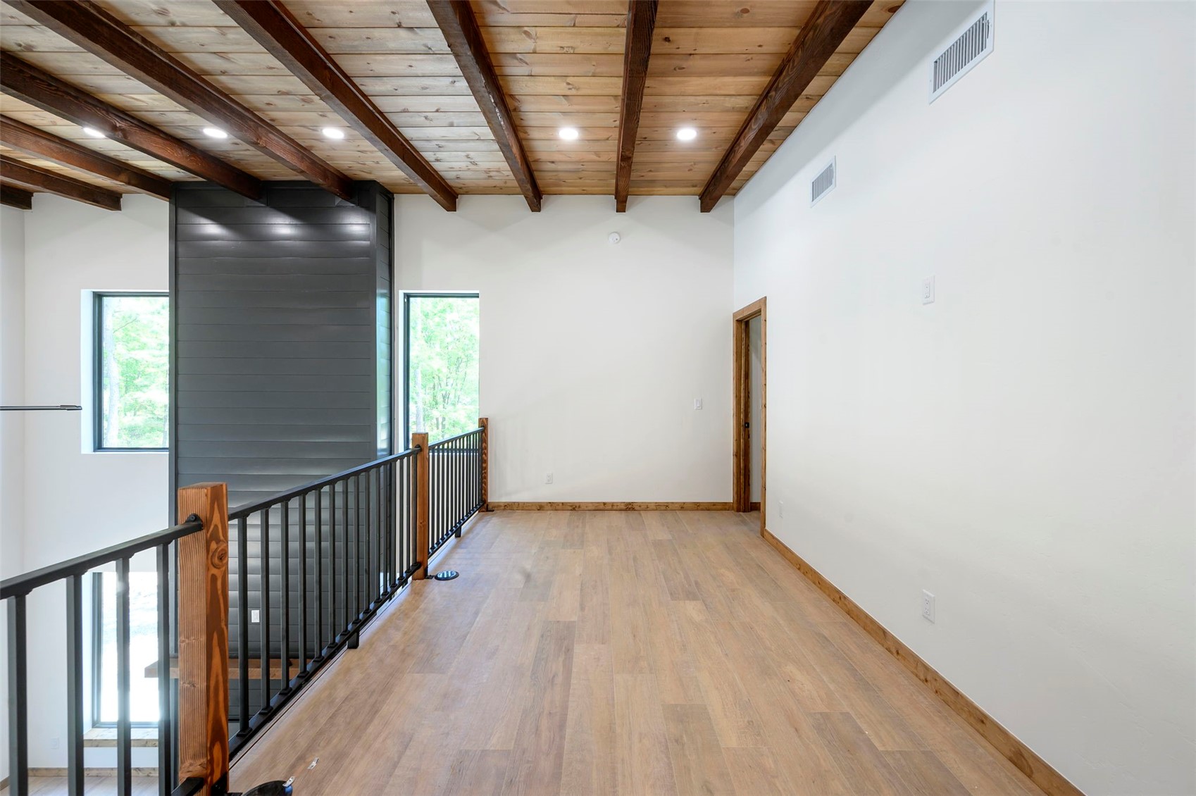 3557 Redhill ROAD
