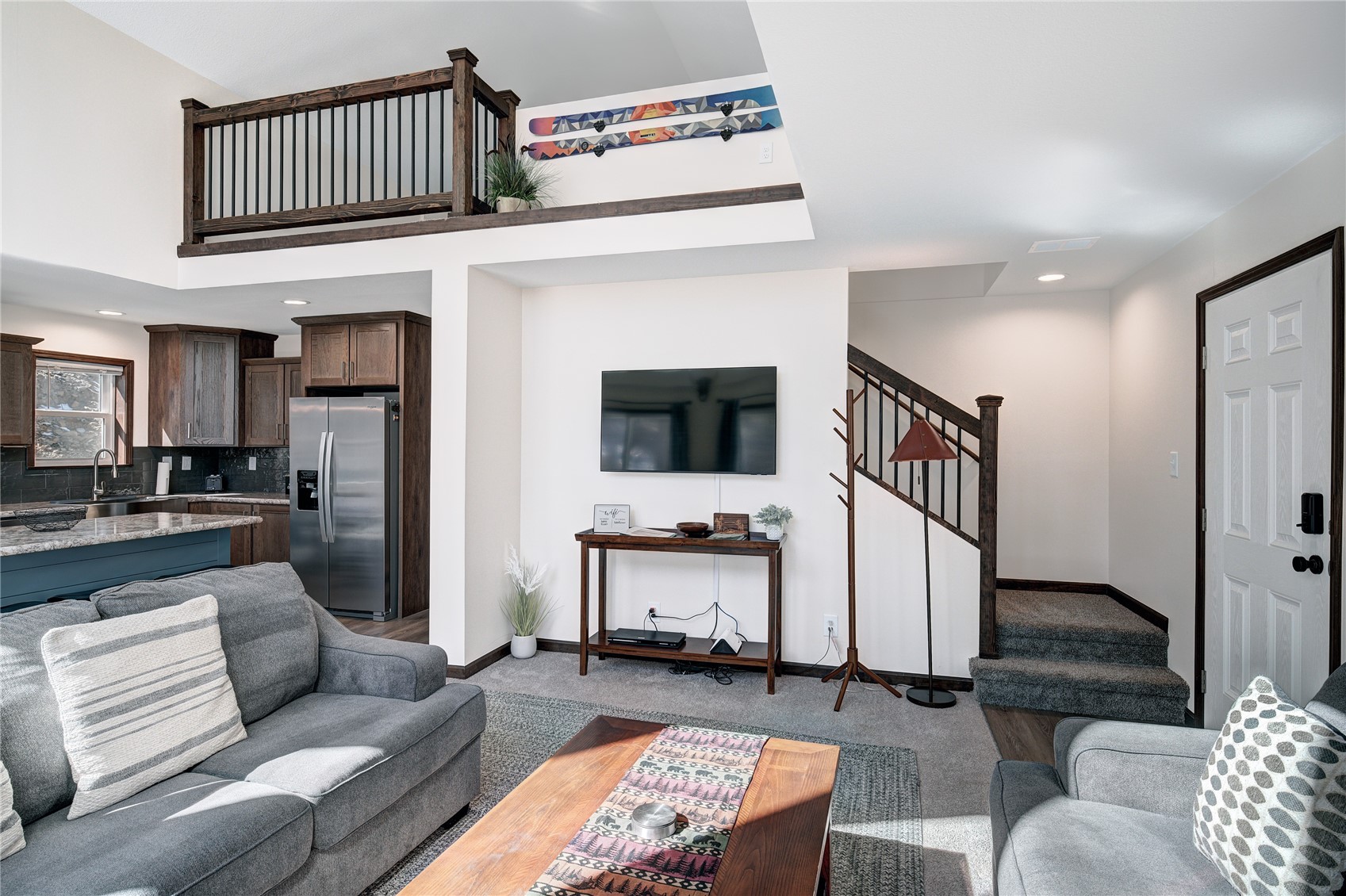 2755 Redhill ROAD