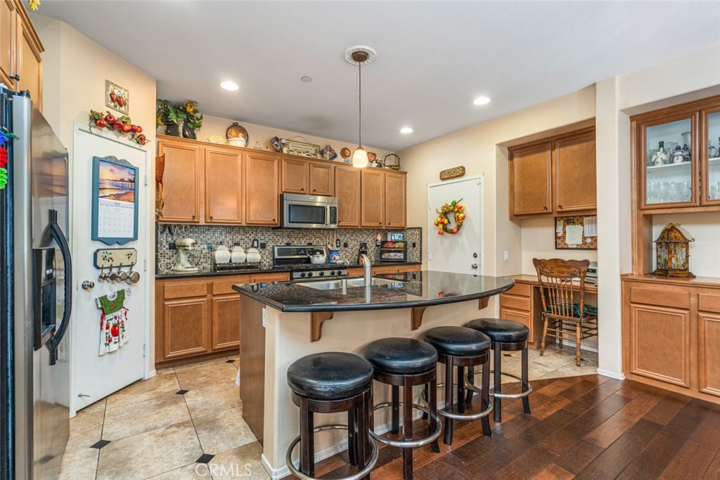 15723 Parkhouse Drive 9