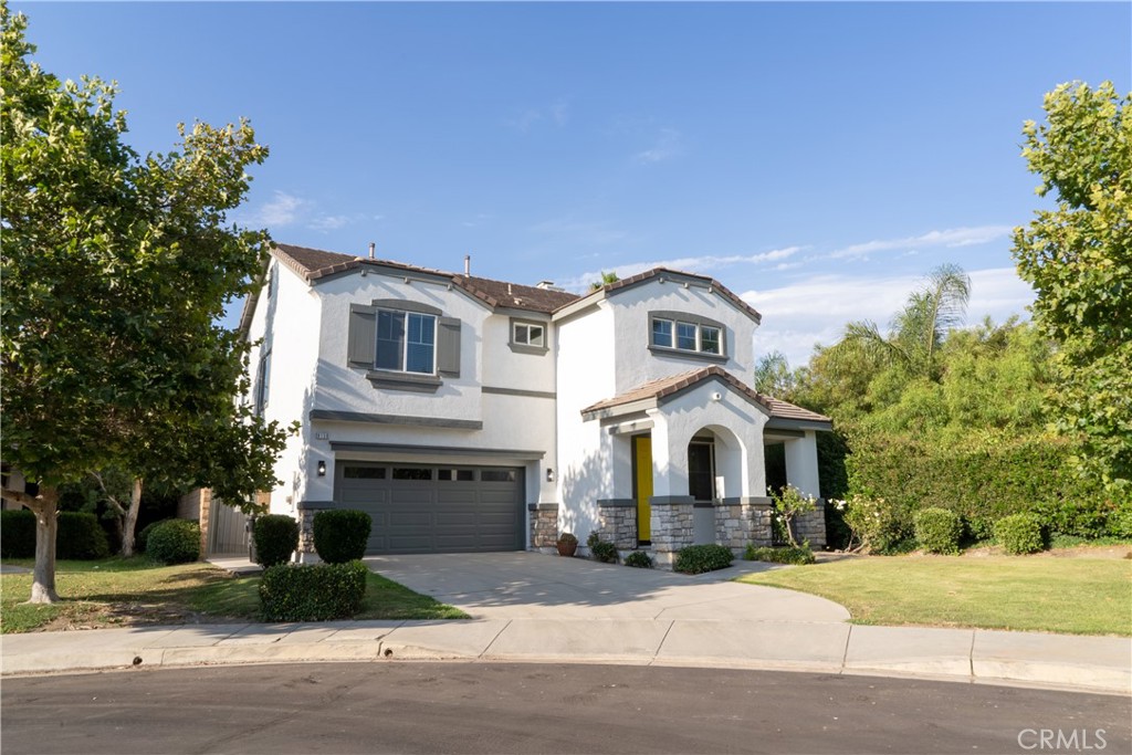 6158 N Kingsmill Court