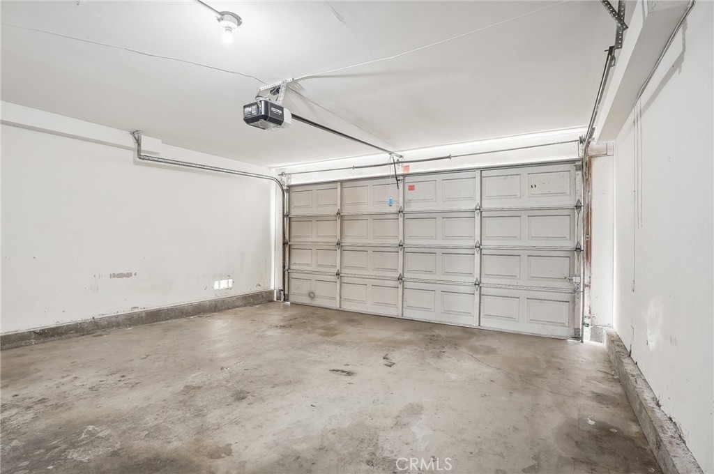 14138 Orizaba Avenue