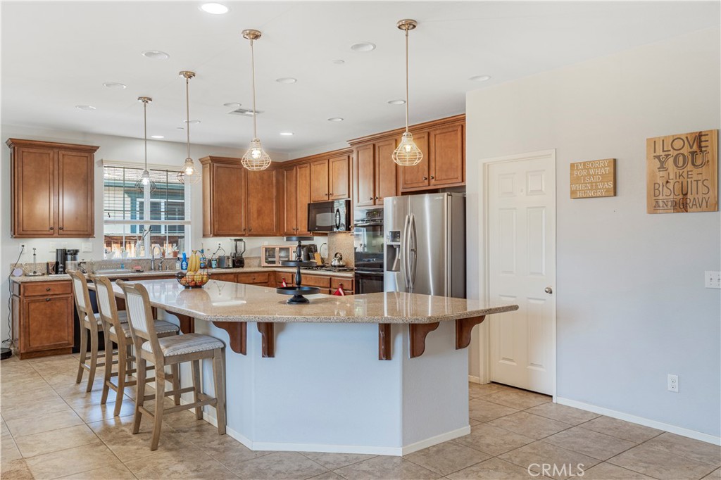 53002 Bantry Bay Street