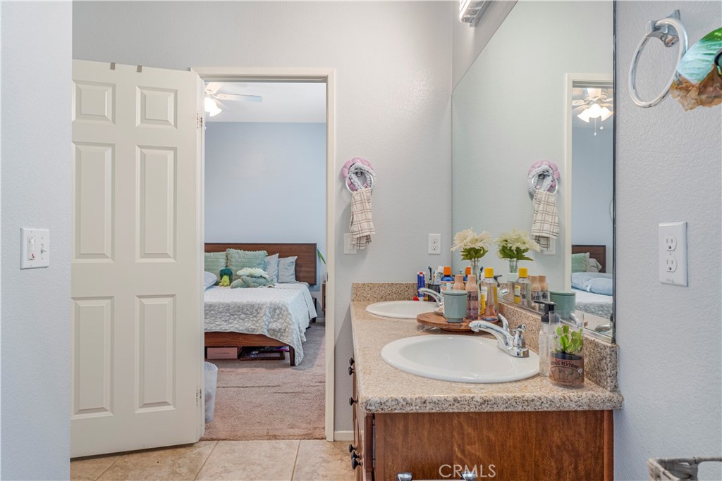 53002 Bantry Bay Street