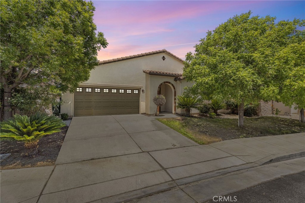 53002 Bantry Bay Street