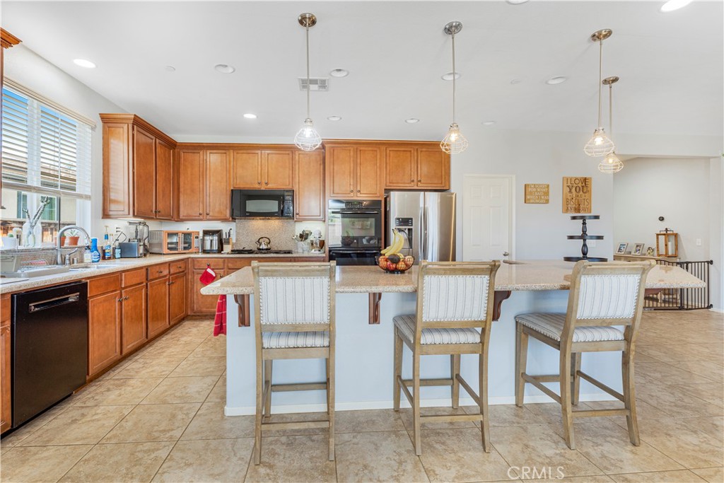 53002 Bantry Bay Street