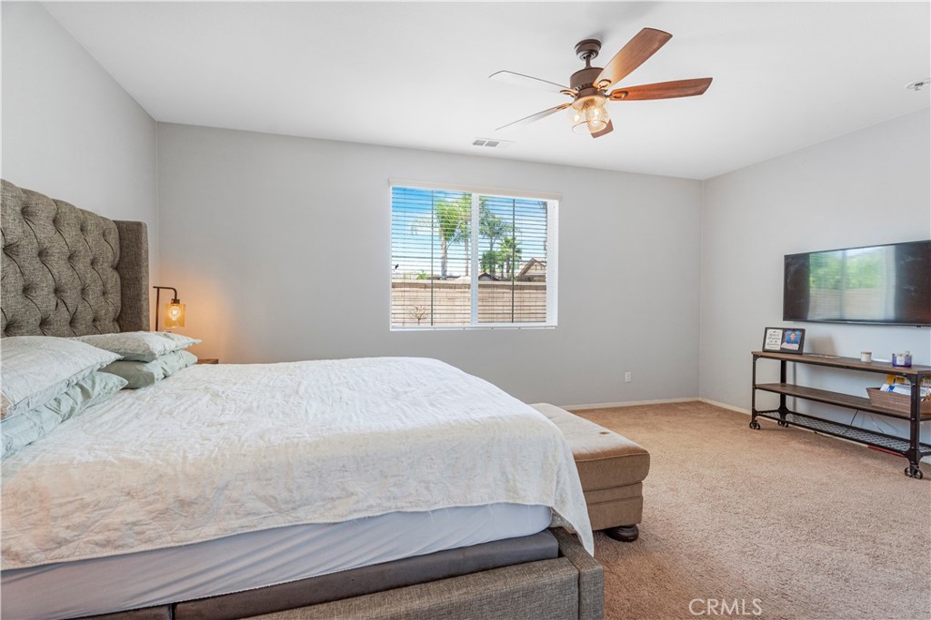 53002 Bantry Bay Street