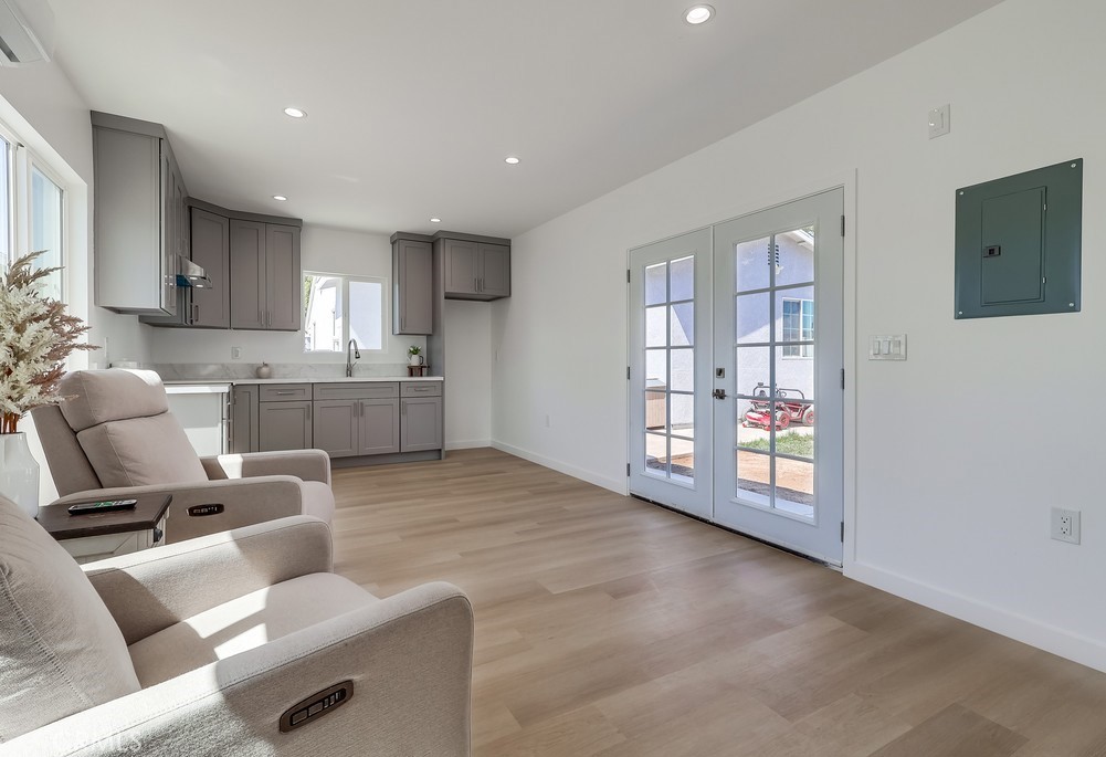 13112 Liggett Street