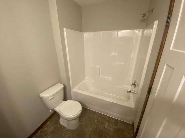 422 Bluebird Drive NW