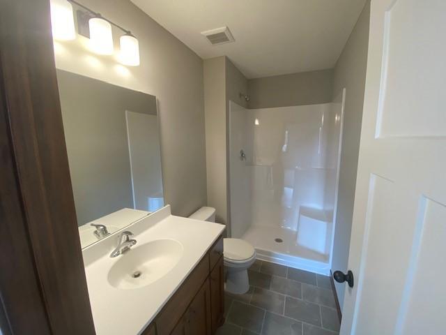 422 Bluebird Drive NW