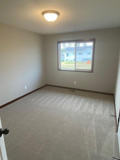 422 Bluebird Drive NW