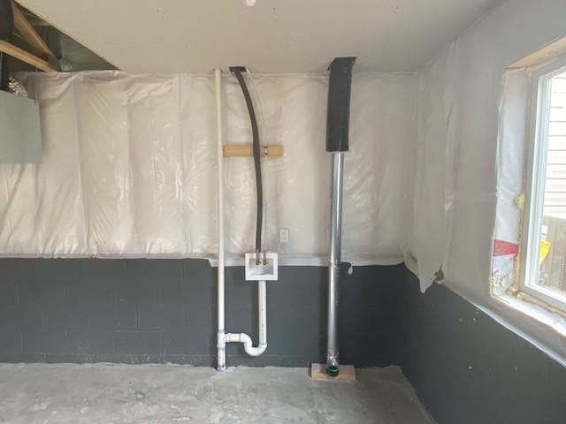 422 Bluebird Drive NW