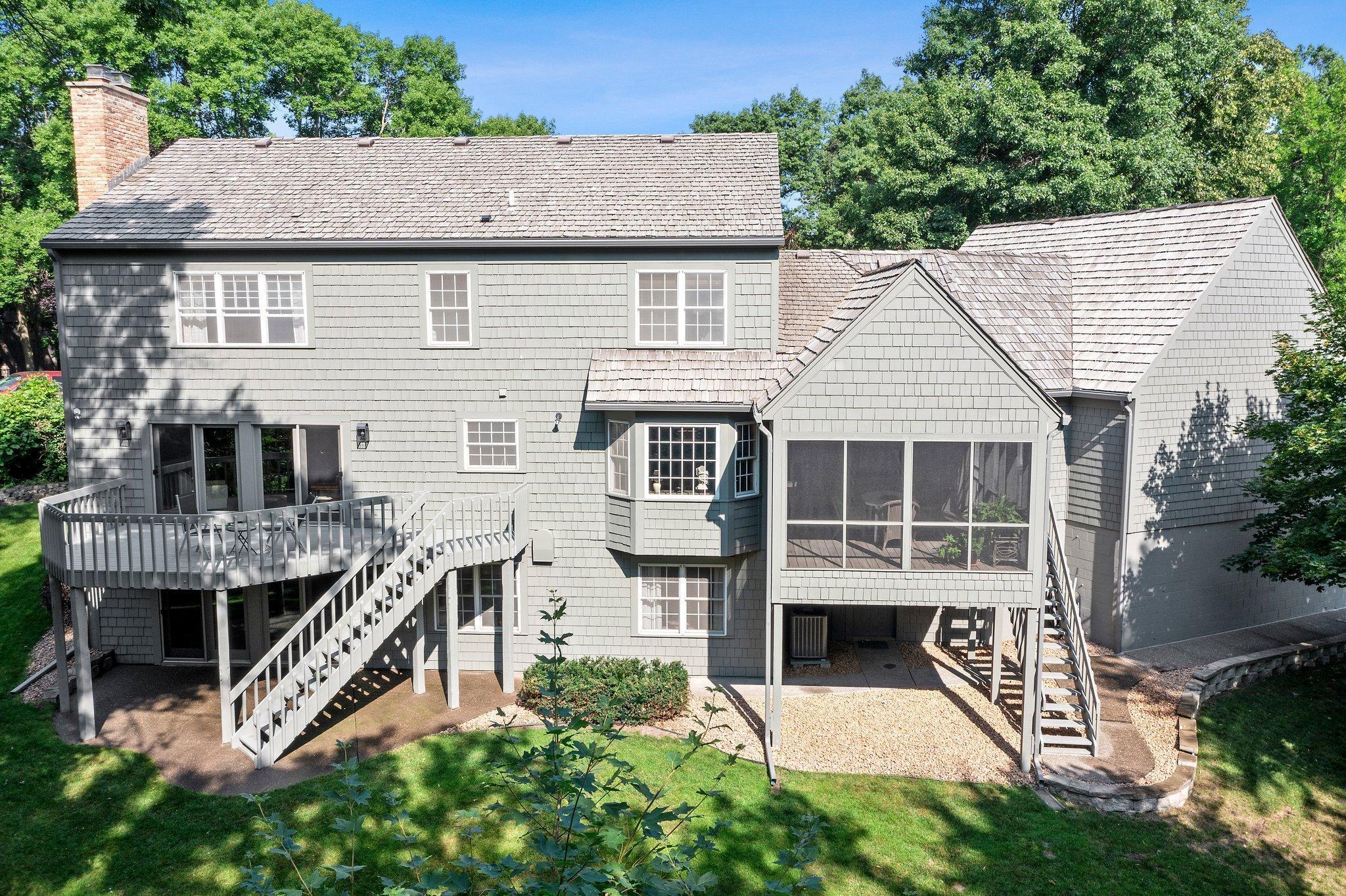 510 E Rum River Drive N