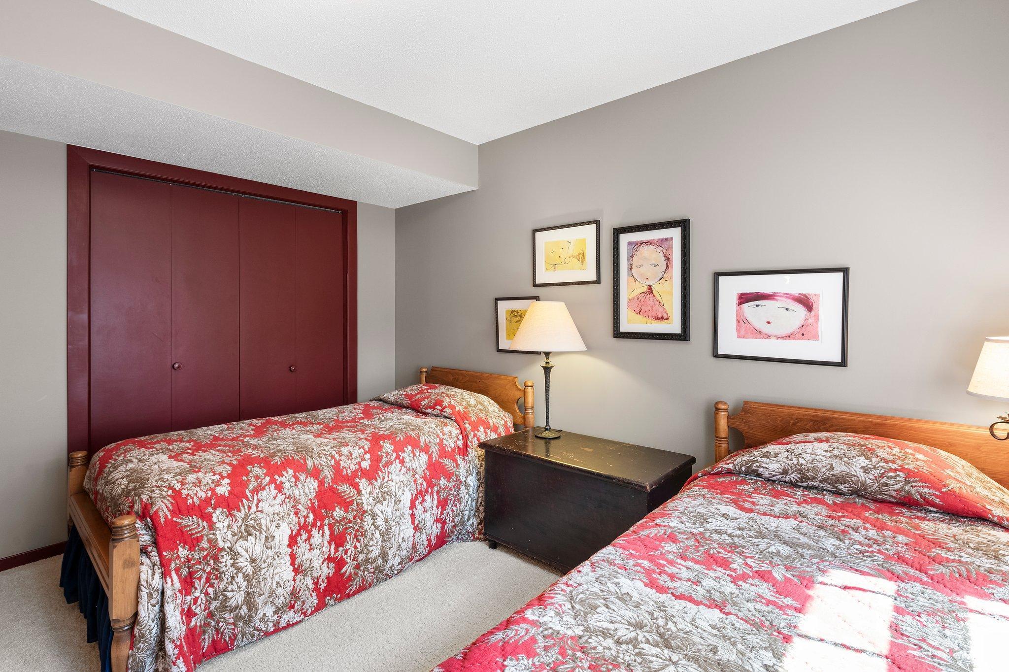 510 E Rum River Drive N