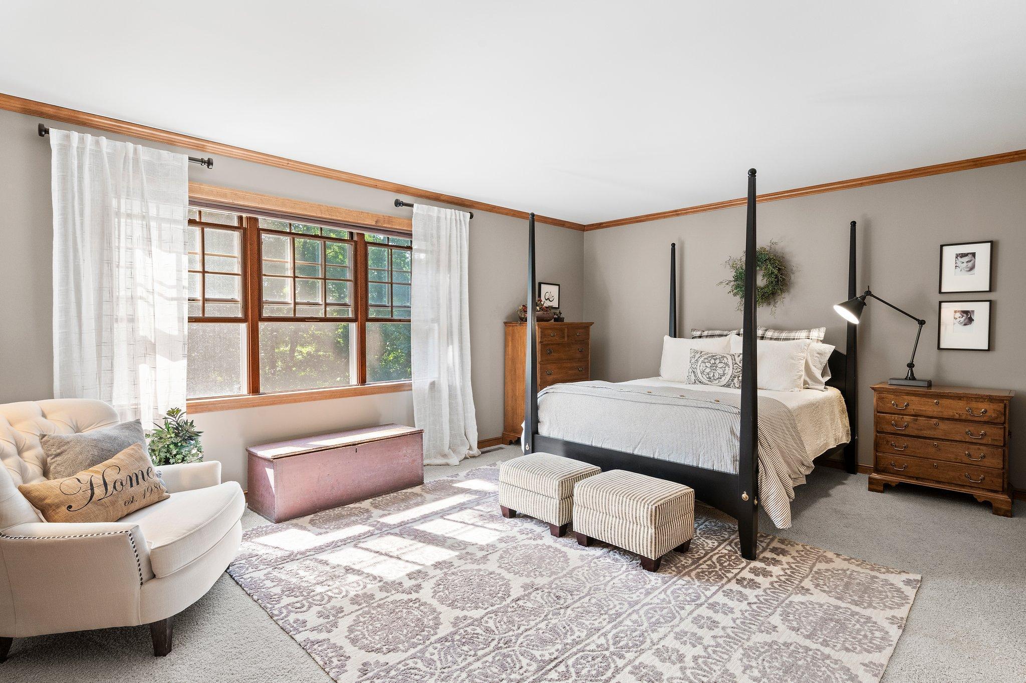 510 E Rum River Drive N