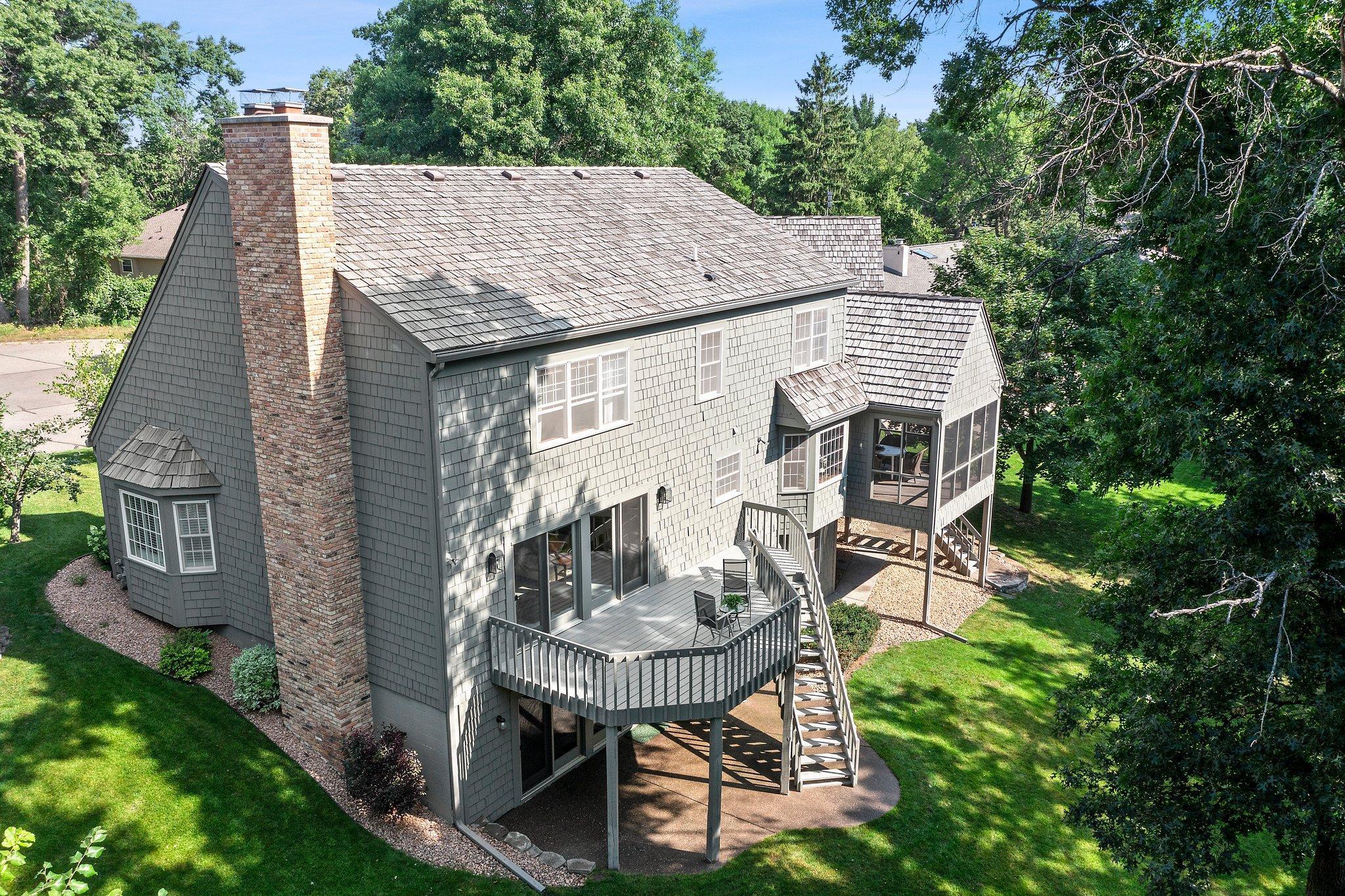 510 E Rum River Drive N