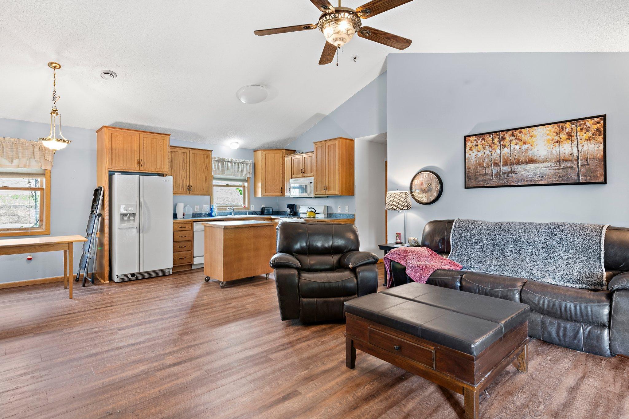 1994 Hammargren Road