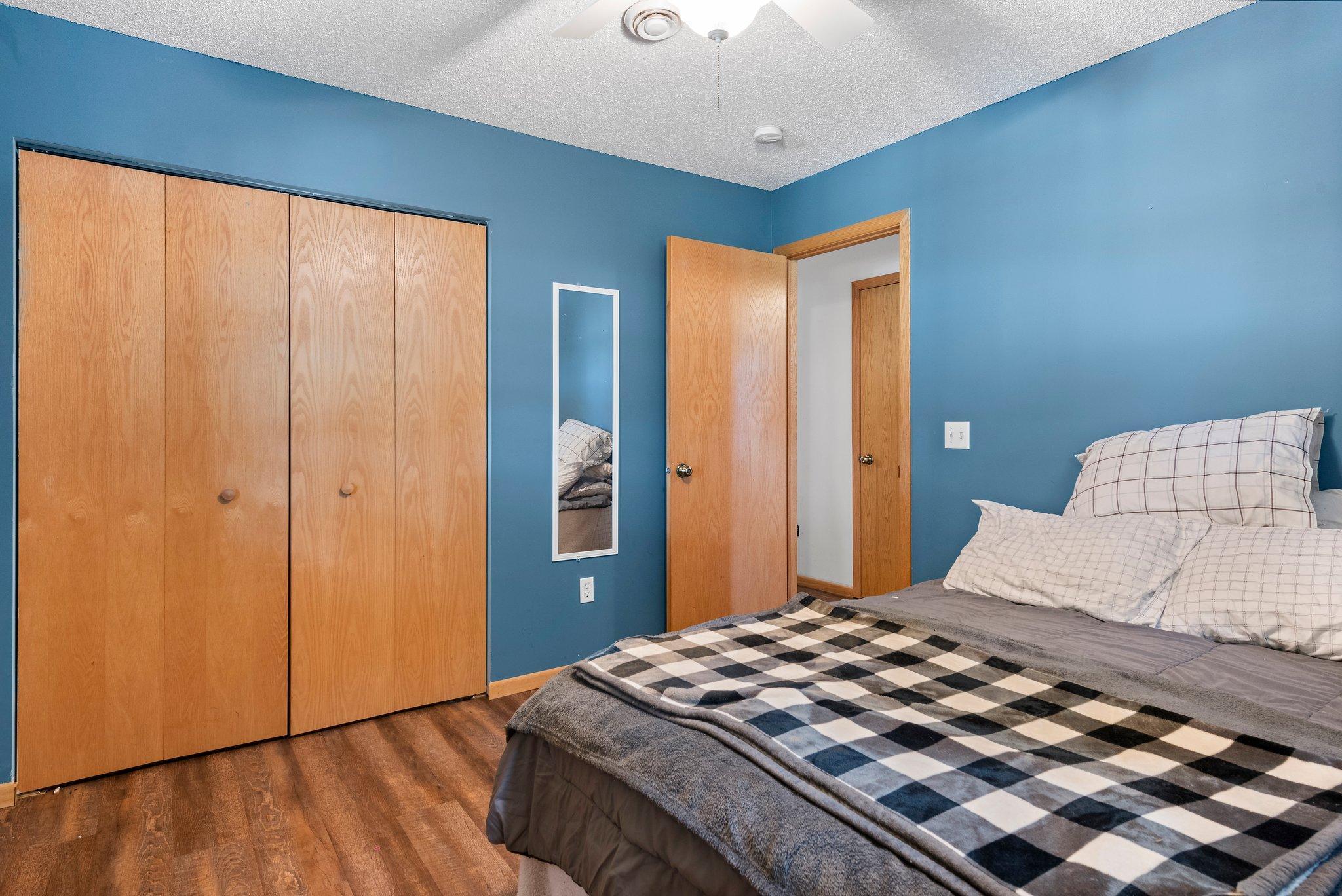 1994 Hammargren Road