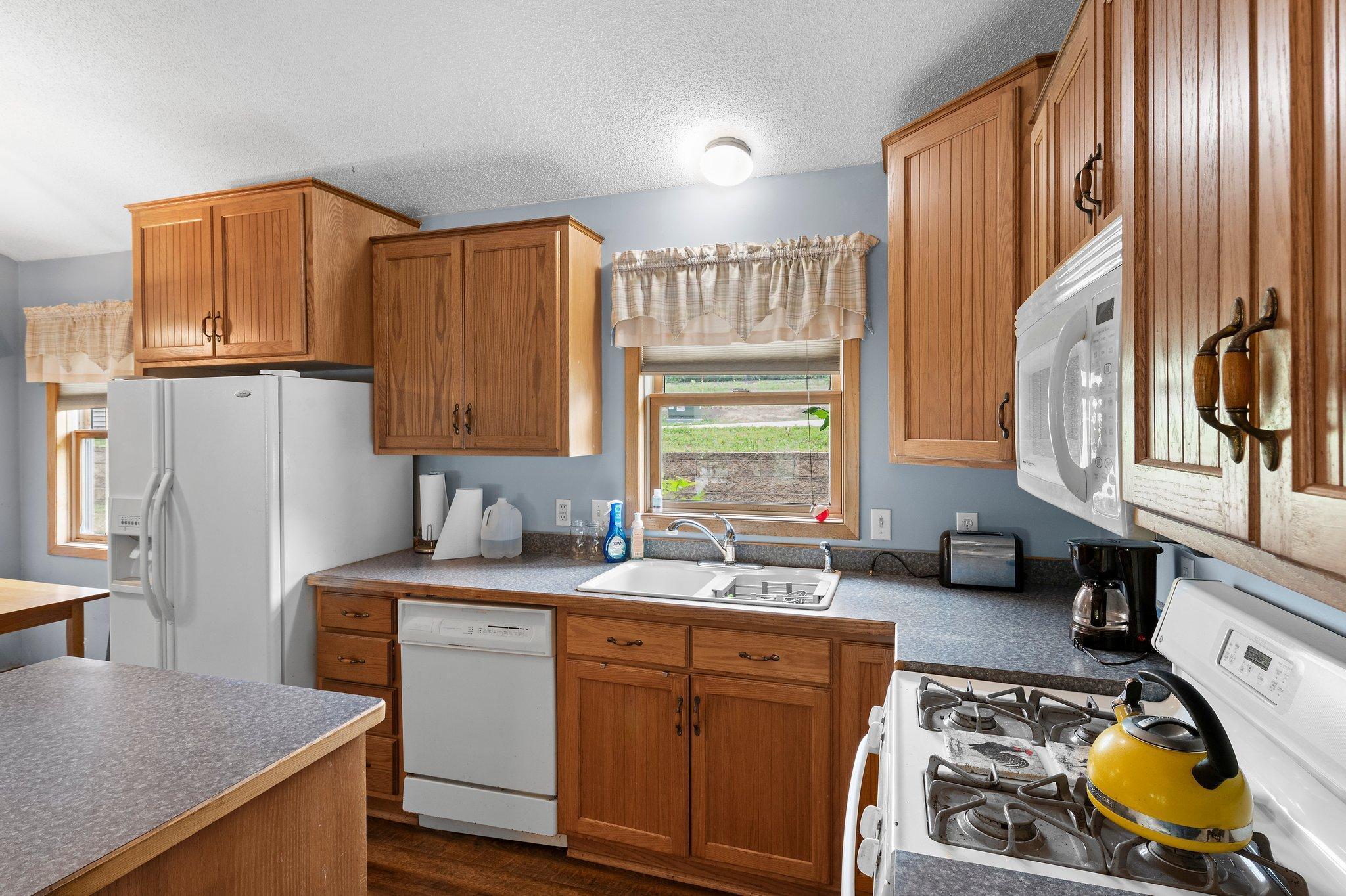 1994 Hammargren Road