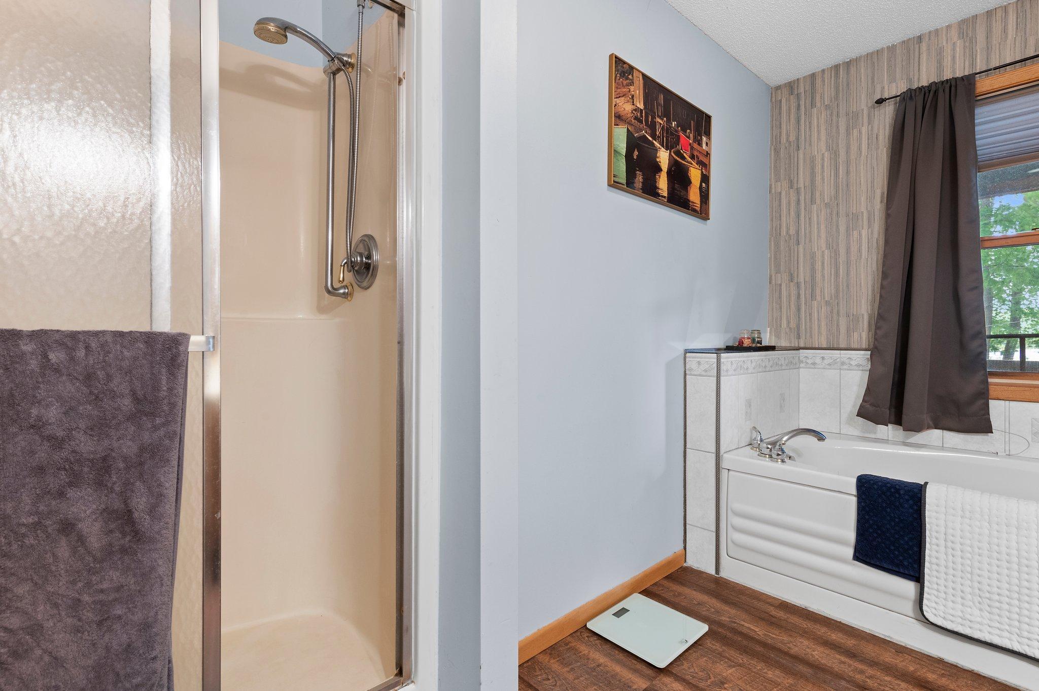 1994 Hammargren Road