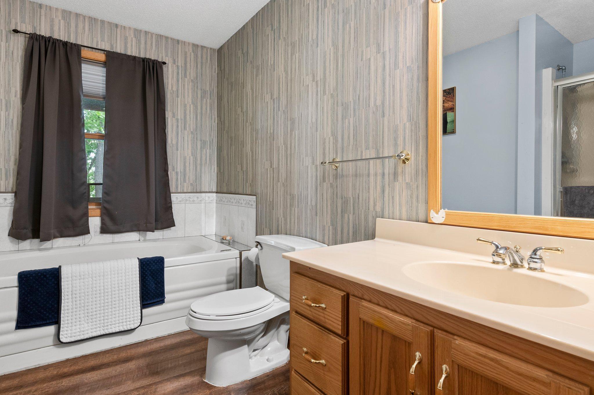 1994 Hammargren Road