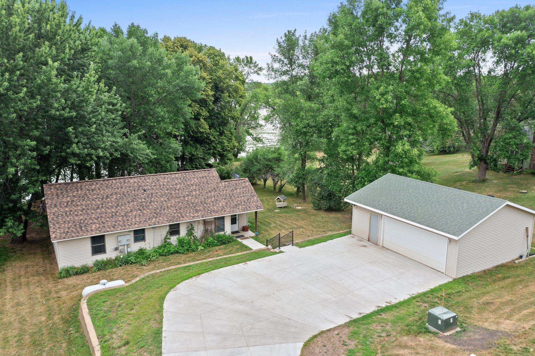 1994 Hammargren Road