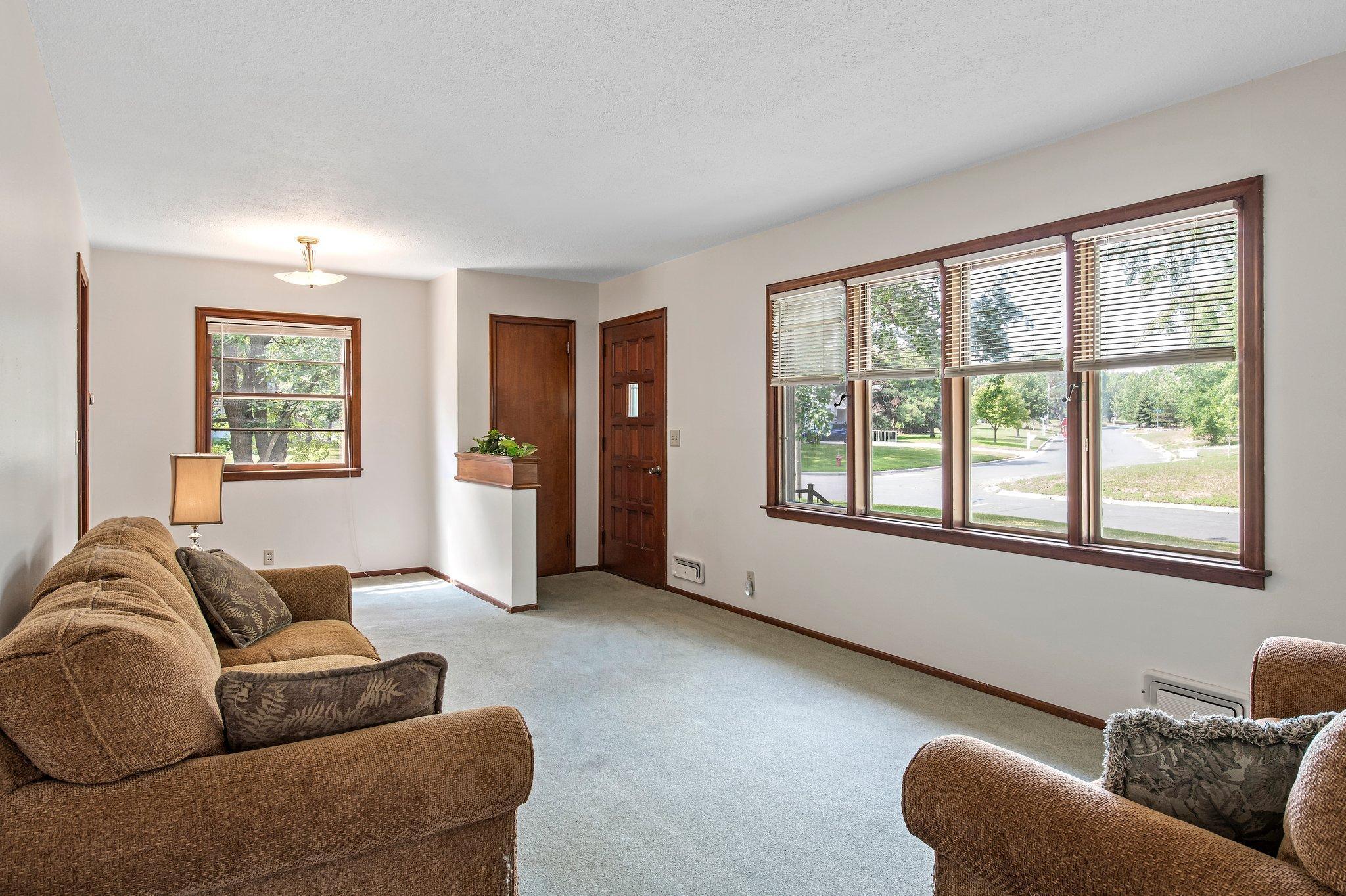 11201 Bittersweet Street NW