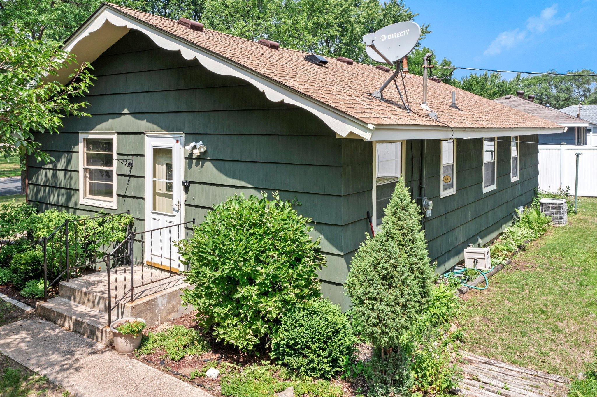 11201 Bittersweet Street NW