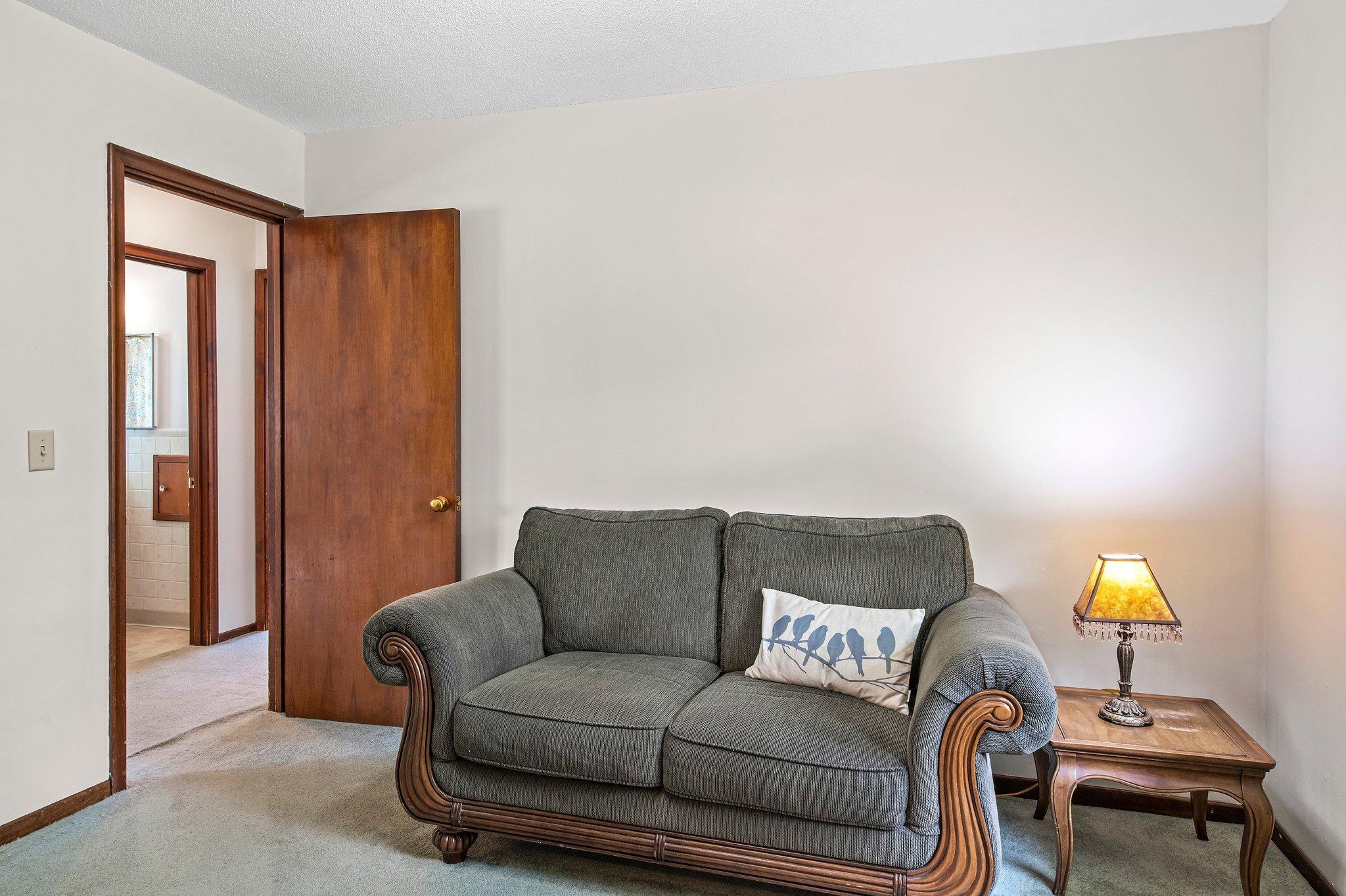 11201 Bittersweet Street NW