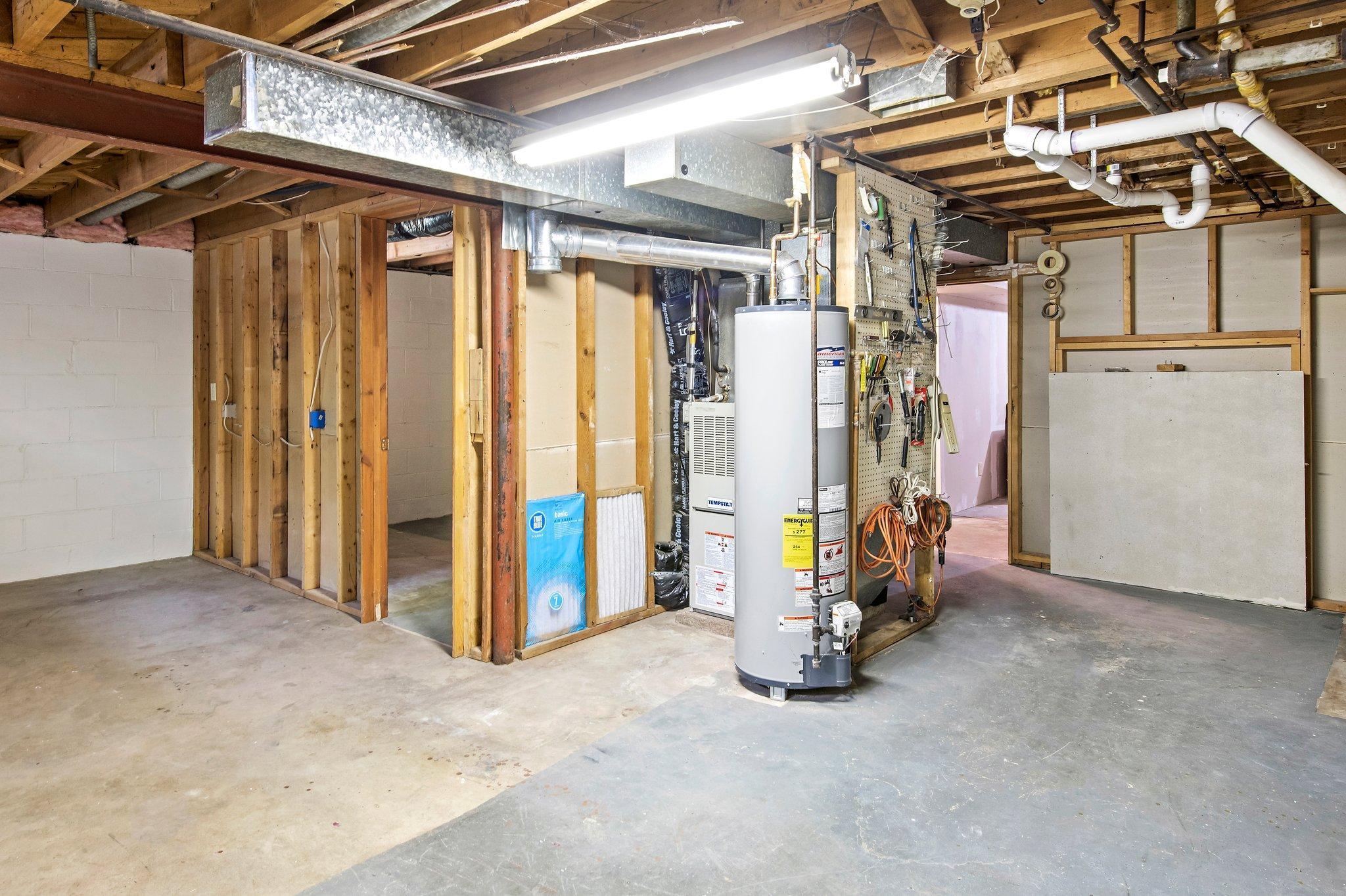 11201 Bittersweet Street NW