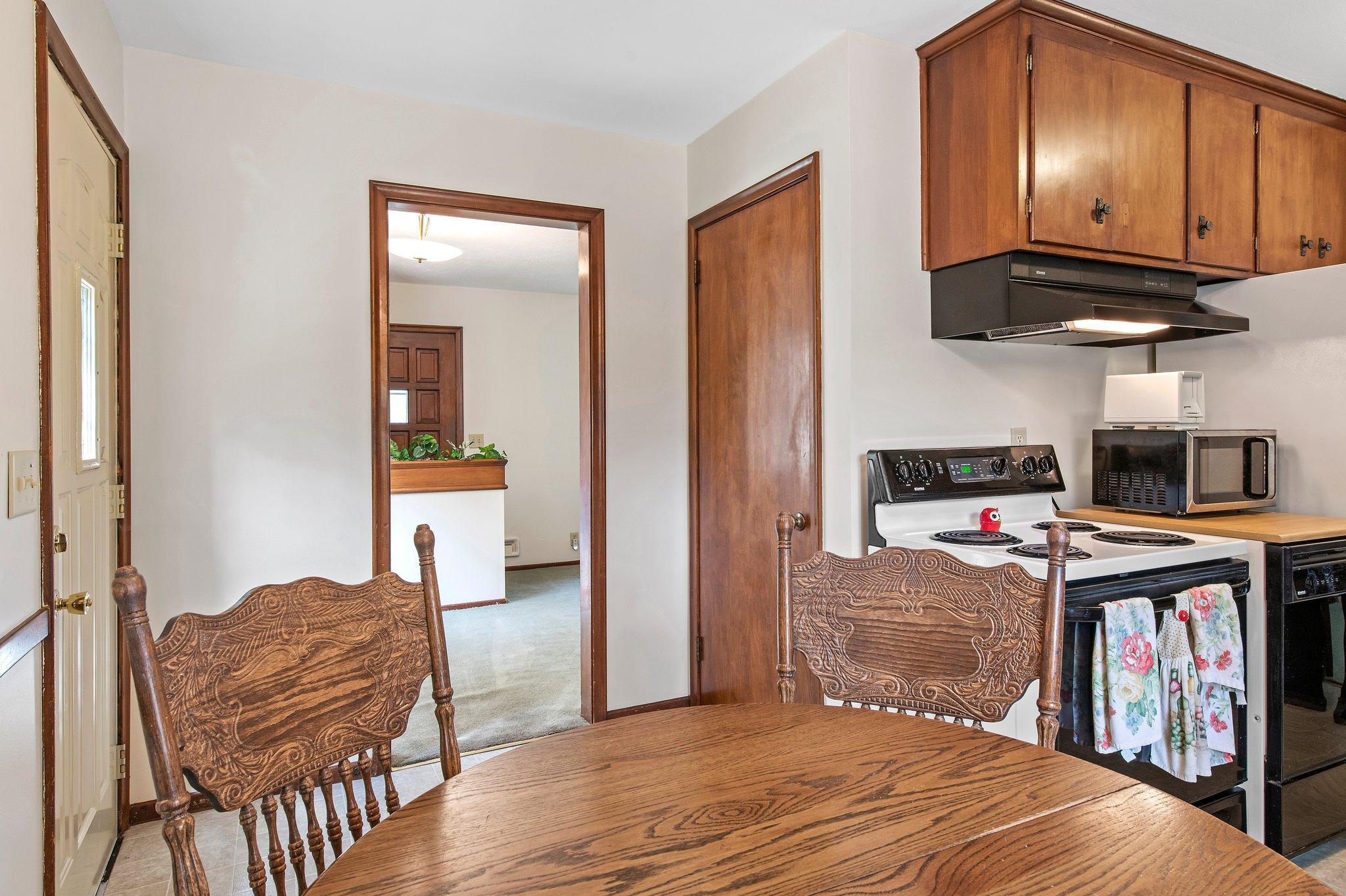 11201 Bittersweet Street NW