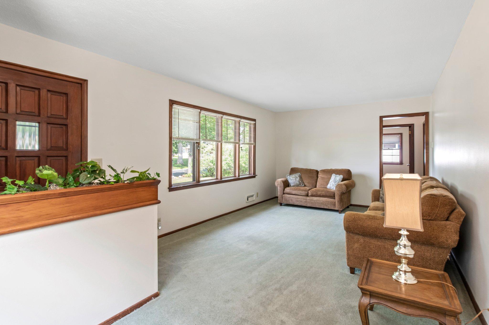 11201 Bittersweet Street NW