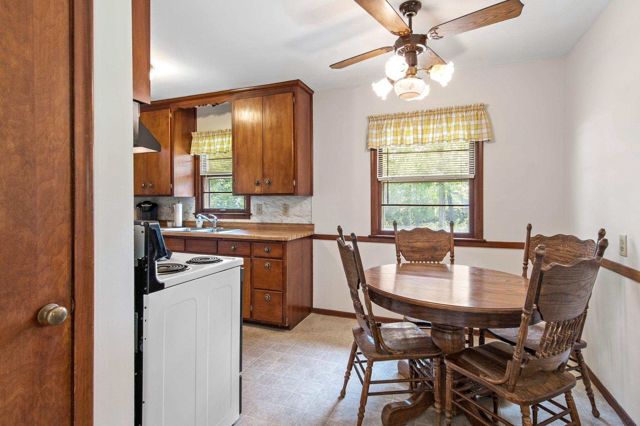 11201 Bittersweet Street NW