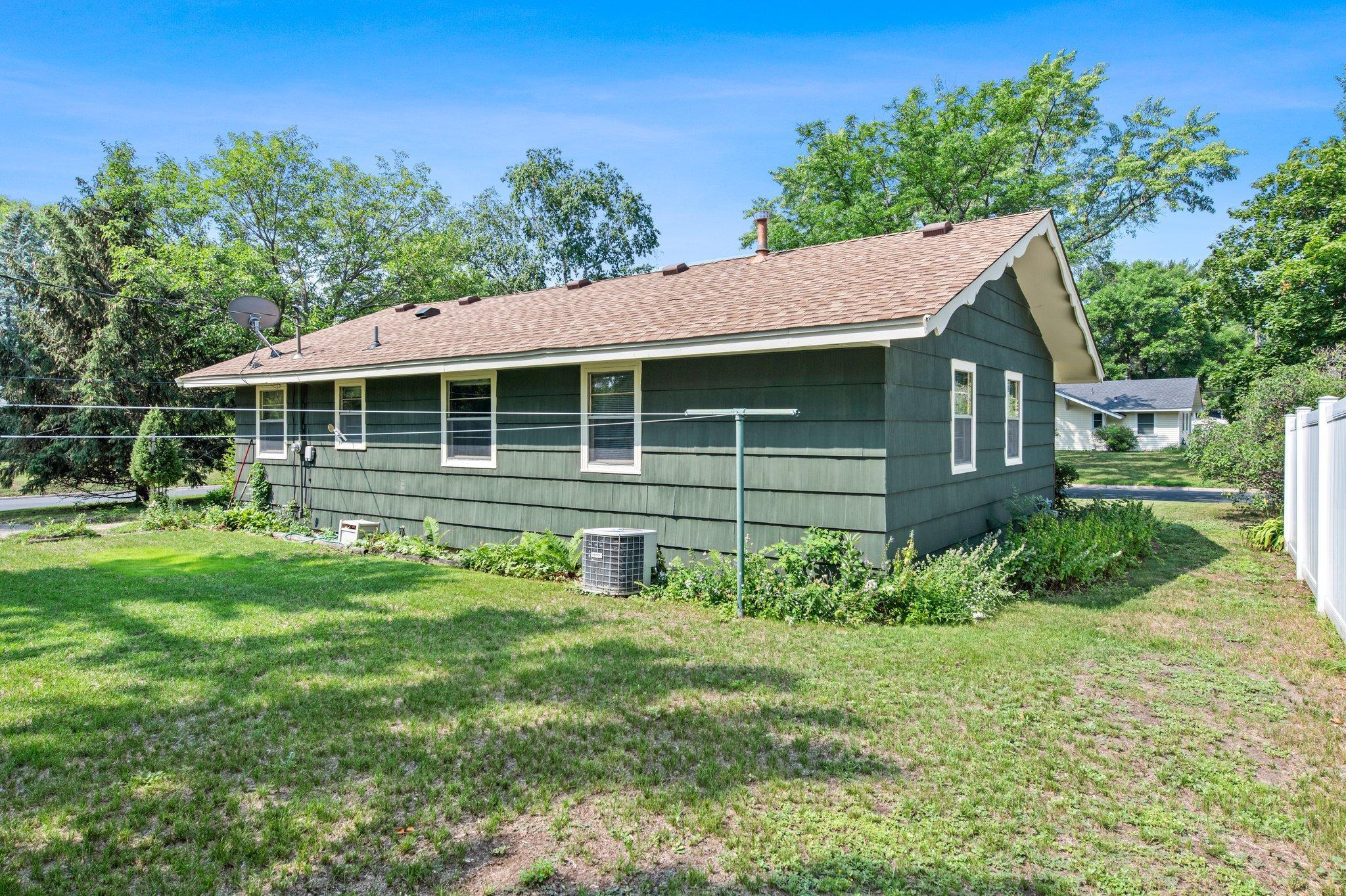 11201 Bittersweet Street NW