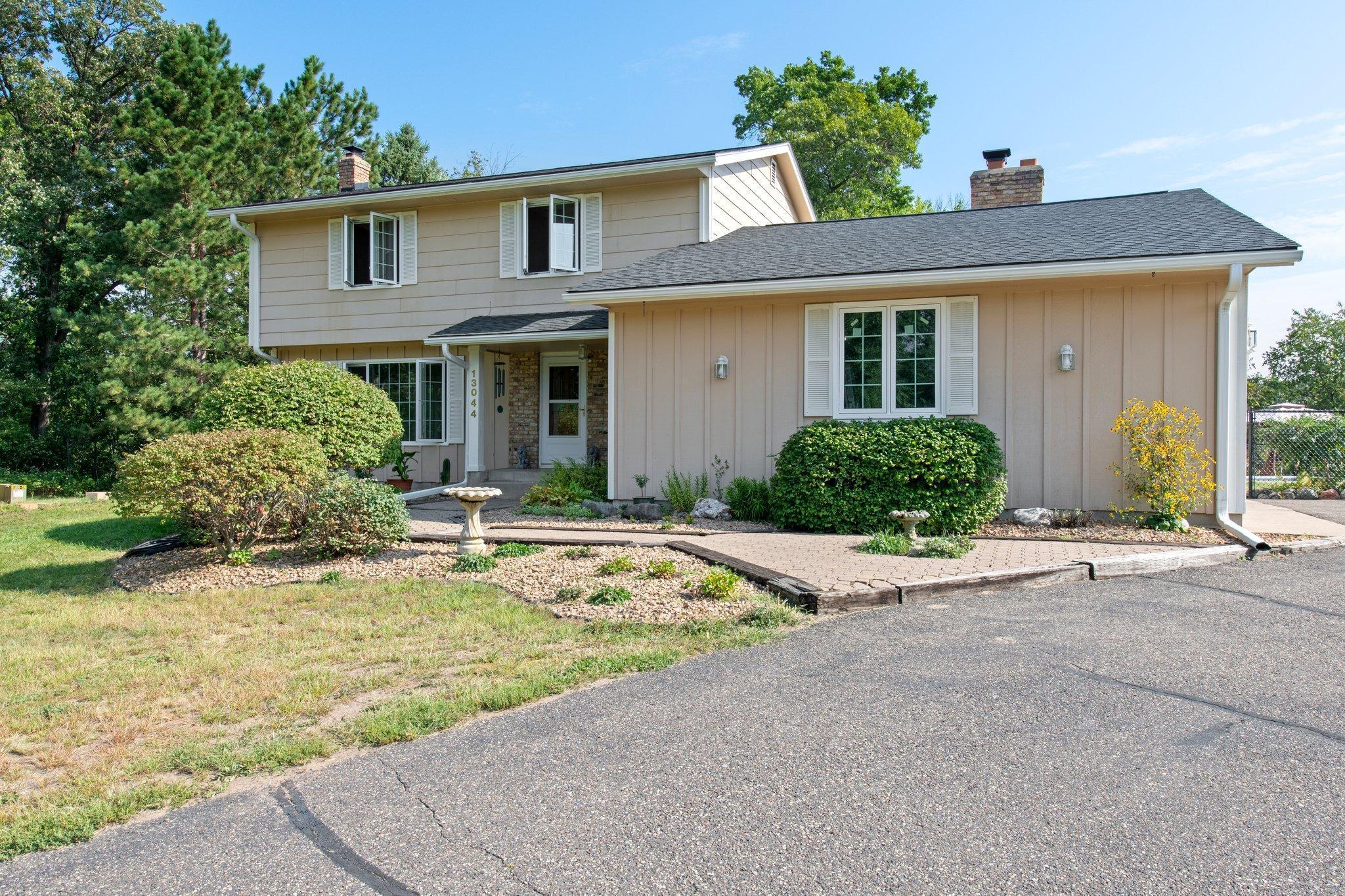 13044 289th Avenue NW