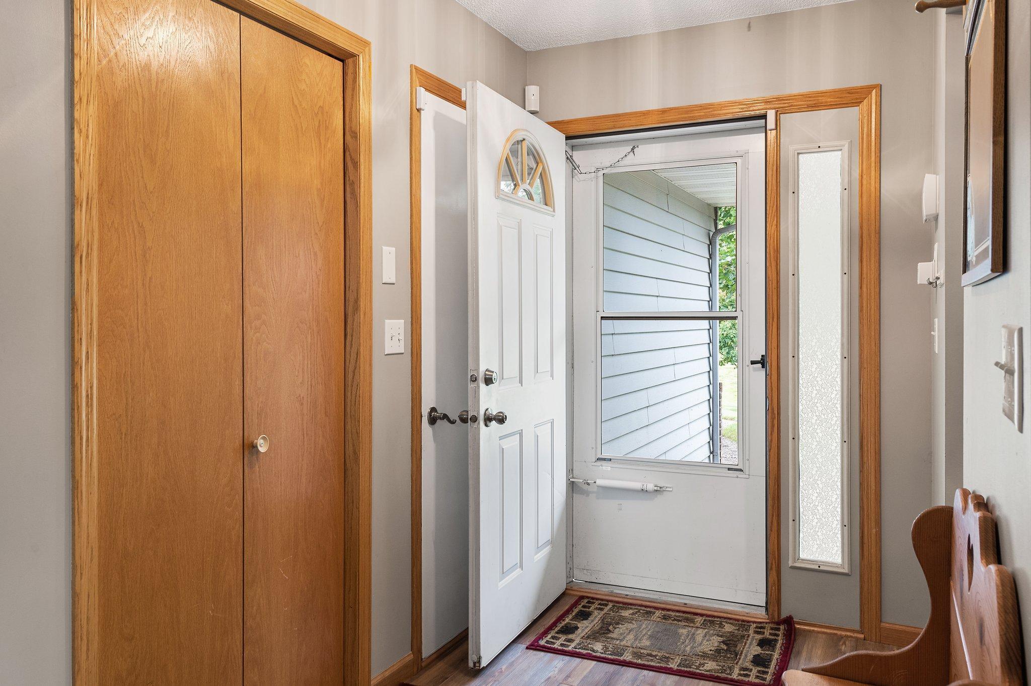 31787 Lakeway Drive NE